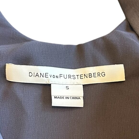 Diane Von Furstenberg Lyla Grey Sleeveless Shift Dress High Slit Size Small - Picture 12 of 12